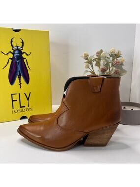 Fly London Waxi Leather Western Cowboy Boot Camel 185Fly Women 42/11.5 NWB